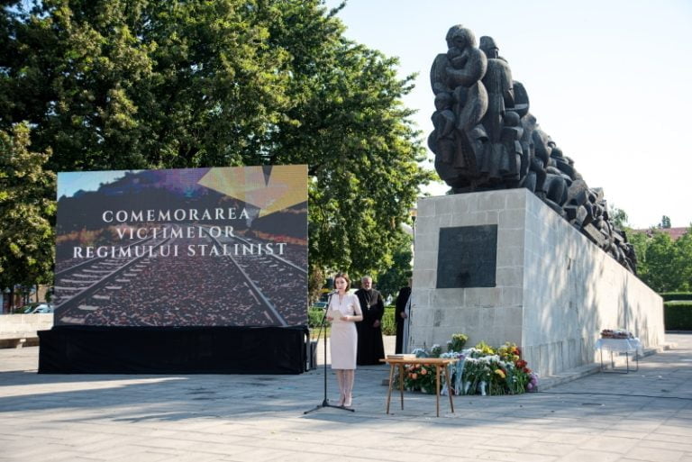 VIDEO/ Maia Sandu: „Este cinic și rușinos că mai avem încă persoane, în funcții de răspundere, care elogiază trecutul sovietic”