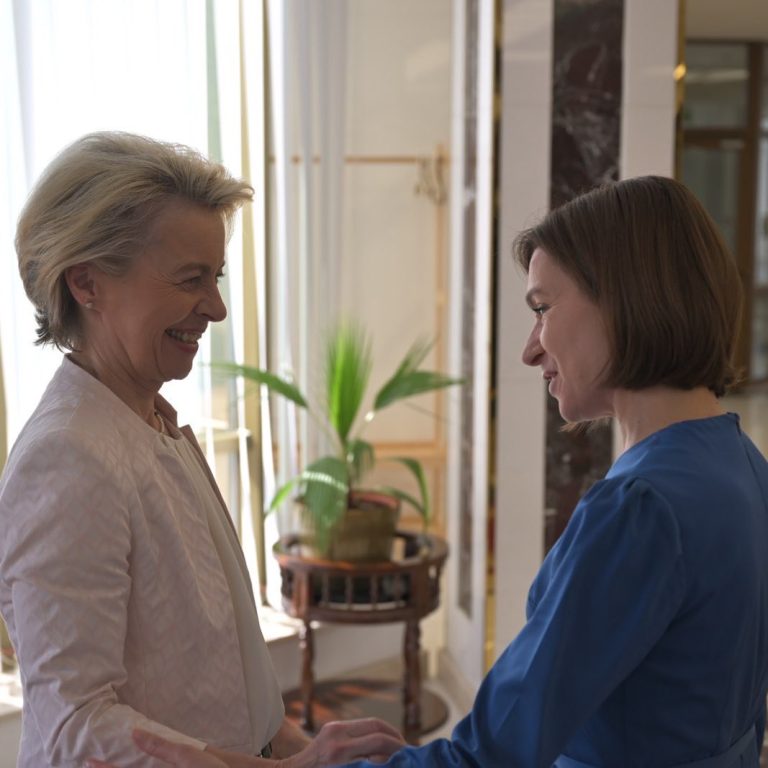 Maia Sandu, mesaj de felicitare pentru Ursula von der Leyen: Conducerea dumneavoastră este vitală pentru o Europă mai puternică