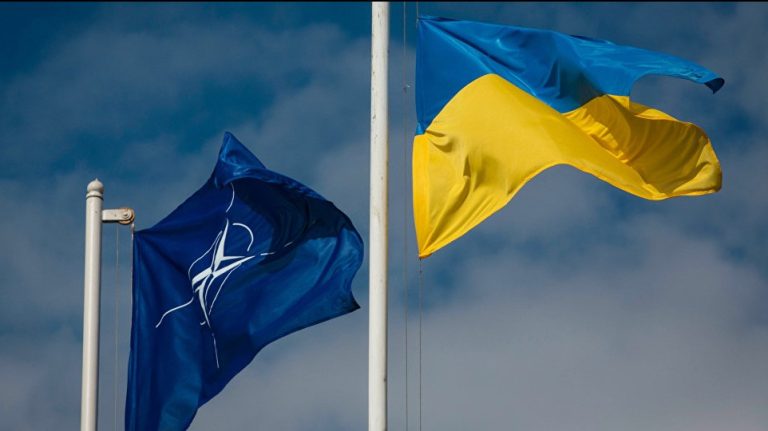 NATO oferă un drum rapid de aderare pentru Ucraina. Statele G7 și-au asumat un acord de securitate pentru Kiev