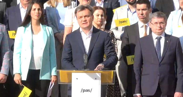 PAS, la doi ani de guvernare: Vrem să facem lucrurile mai repede, dar mocirla e prea mare