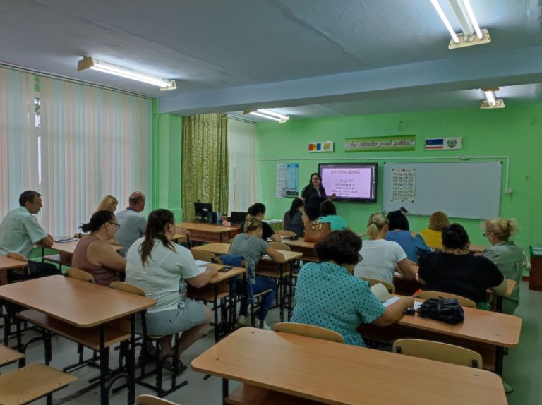 Peste 12700 de cereri pentru Programul de studiere a limbii române. Fiecare al cincilea solicitant e din Găgăuzia și Tiraspol