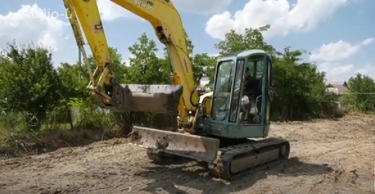 Un obuz depistat pe o stradă din Căușeni