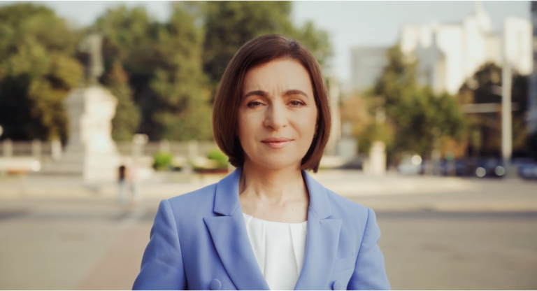 Maia Sandu: În ochii Moldovei se reflectă cu mândrie oamenii noștri! La mulți ani Moldova!