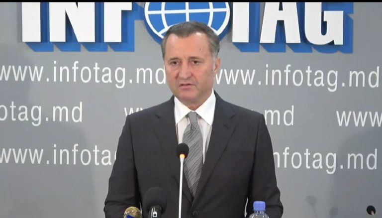 Fostul șef al Maiei Sandu strigă ”Stop PAS”. Vlad Filat: Partidul de guvernare a devenit toxic și discreditează democrația