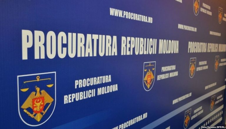 Accidentul din raionul Călărași, soldat cu patru morți și doi răniți, provocat de un procuror: Precizările PG