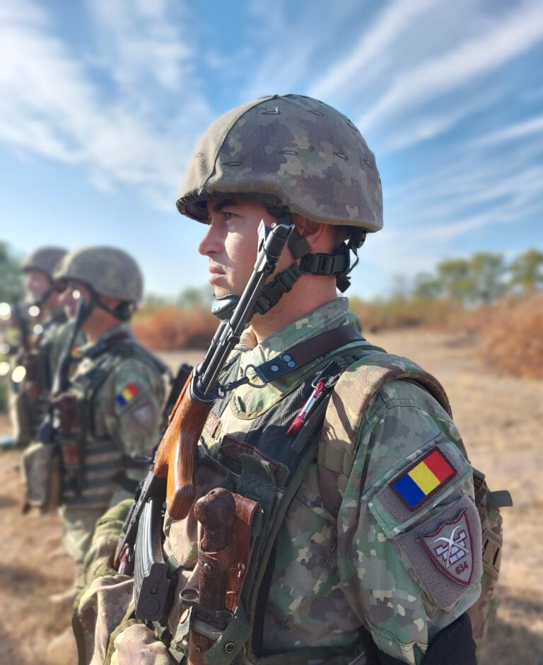 Presa: România își întărește apărarea la granițele cu Ucraina pentru a împiedica războiul să ajungă în spațiul NATO