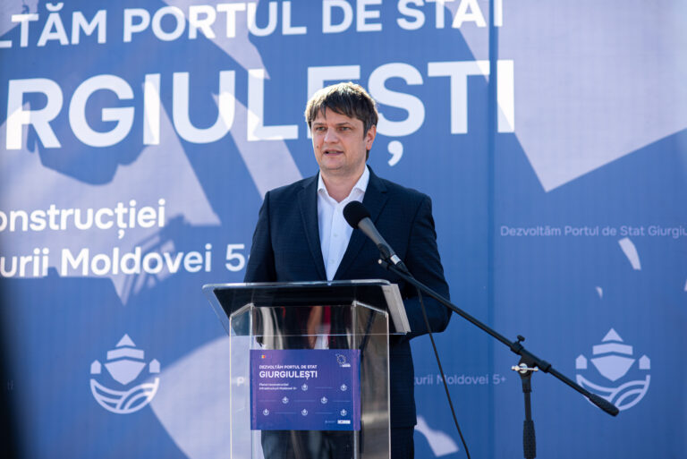 Silozuri noi de cereale și parcări pentru camioane. Spînu a prezentat planul de dezvoltare a portului Giurgiulești