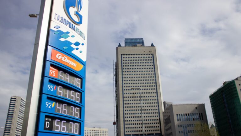 Moscova scumpește gazul pentru consumatorii ruși pentru a compensa pierderile gigantului Gazprom