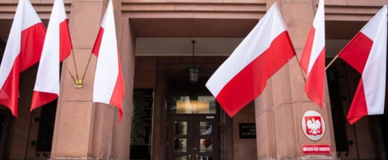Alegeri parlamentare în Polonia: Rezultatele vor determina postura democratică a țării şi locul acesteia în UE