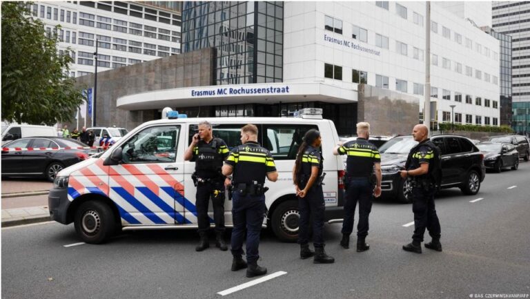 Atac armat la un centru universitar din Rotterdam. Trei oameni, inclusiv un copil, au murit