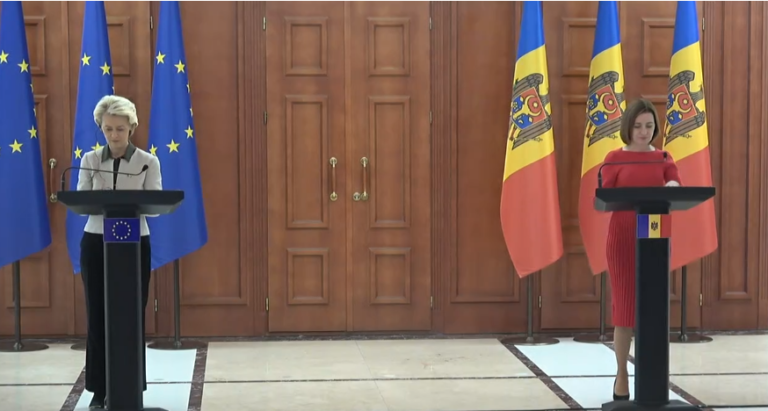 VIDEO/ Maia Sandu, la conferința comună cu Ursula von der Leyen: Aderarea la UE este singura cale de a ne proteja libertatea, pacea și democrația