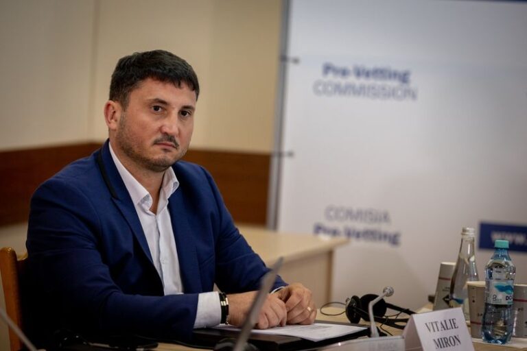 DOC/ Un membru al Comisiei Pre-Vetting și-a dat demisia: Suntem în prezența unui absurd juridic