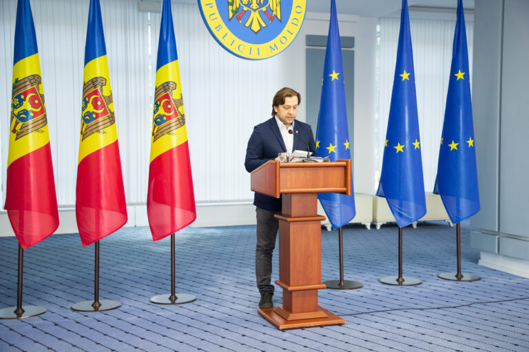 Un nou pachet de modificări legislative pentru eliminarea birocrației în mediul de afaceri