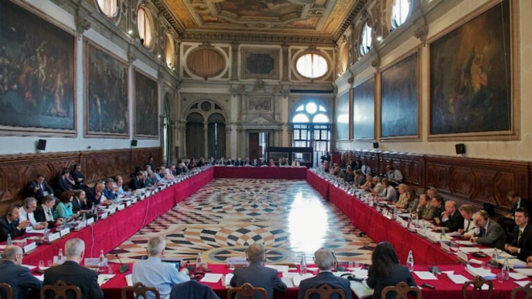 Comisia de la Veneția a dat aviz pozitiv pentru Legea privind implementarea parțială a votului prin corespondență