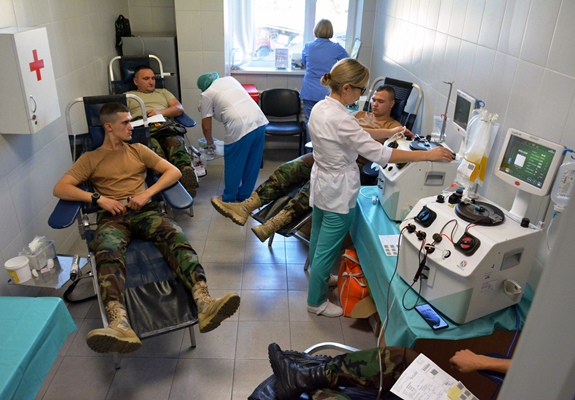 Aproximativ 500 de militari ai Armatei Naționale au donat sânge în cadrul unei campanii