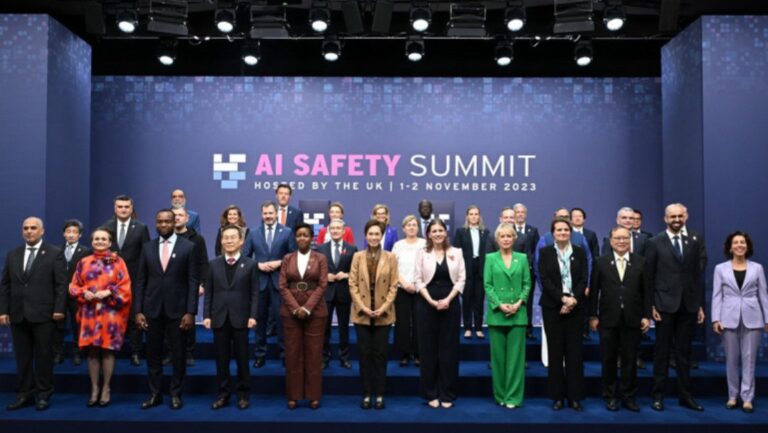 Marile puteri ale lumii au semnat primul document privind siguranța Inteligenței Artificiale