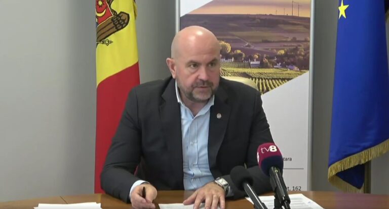 Ministrul Bolea, după întâlnirea cu fermierii: Am avut discuții bune și productive. Demnitarul anunță încă o comisie de lucru pentru problemele agricultorilor