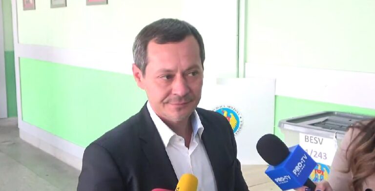 Alți doi candidați la funcția de primar al Capitalei, Ruslan Codreanu și Vadim Brânzaniuc, și-au exercitat dreptul la vot