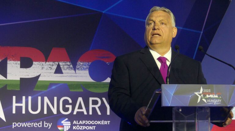 Ungaria, pregătită să blocheze negocierile de aderare a Ucrainei la UE