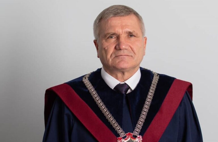 Magistratul Nicolae Roșca a renunțat la funcția de președinte al Curții Constituționale