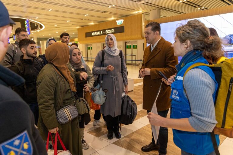 FOTO/ Încă nouă cetățeni moldoveni au fost evacuați din Fâșia Gaza și au ajuns acasă