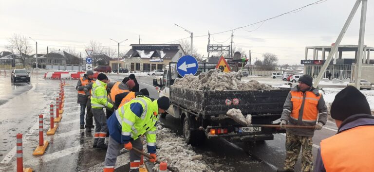 Situația pe drumurile naționale: La Căinari, Criuleni și Ștefan Vodă se înregistrează condiții dificile de circulație