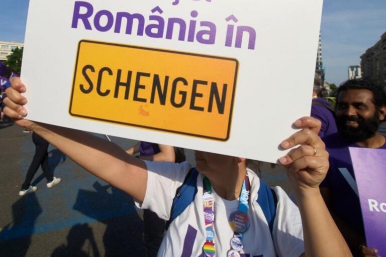 Eliminarea controlului de frontieră pe granițele interne ale României, începând cu 1 ianuarie 2025, odată cu aderarea la Spațiul Schengen