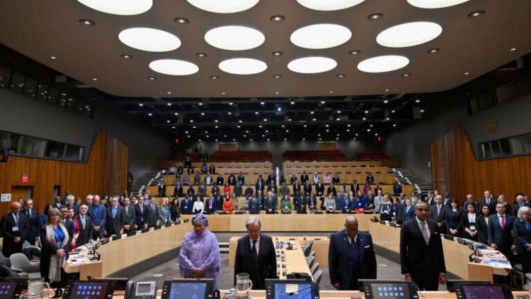 Război Israel-Hamas, ziua 38: Moment de reculegere la ONU, în memoria celor peste 100 de angajați uciși în Gaza