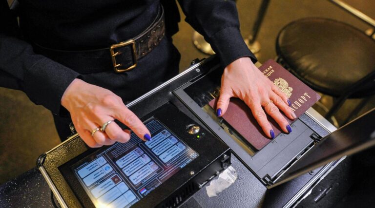 R. Moldova nu mai poate face față solicitărilor de cetățenie din partea rușilor