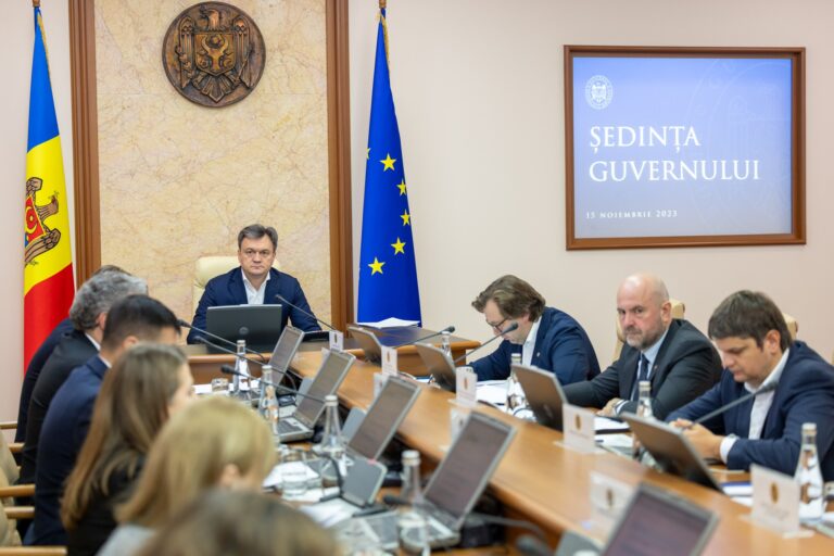 Guvernul s-a întrunit în prima ședință din acest an: 10 subiecte, pe ordinea de zi