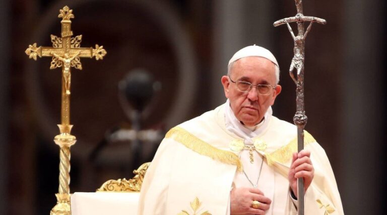 Capul Bisericii Catolice, îngrijorat de evoluția Inteligenței Artificiale. Papa Francisc vrea un tratat internațional de reglementare 