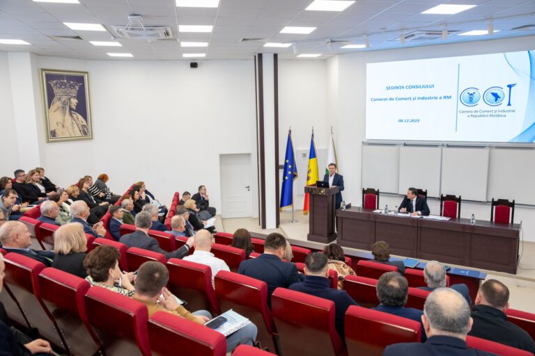 Premierul cheamă cetățenii să aibă un respect mai mare față de antreprenori