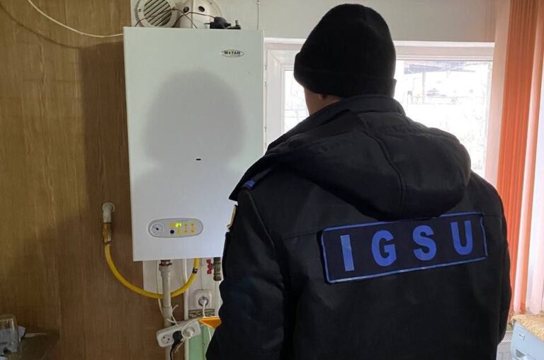 La un pas de tragedie: 5 persoane, inclusiv 3 copii, au ajuns la spital după ce s-au intoxicat cu monoxid de carbon