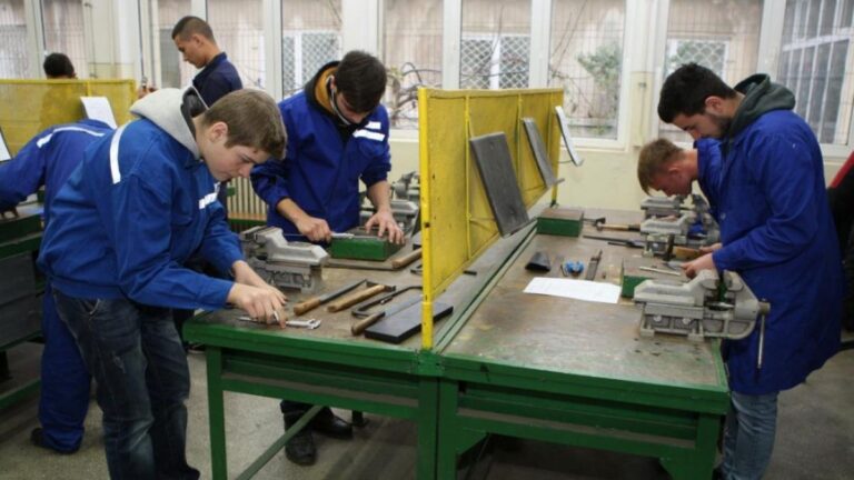 Sălile de studii și căminele mai multor instituții de învățământ profesional tehnic, vor fi renovate