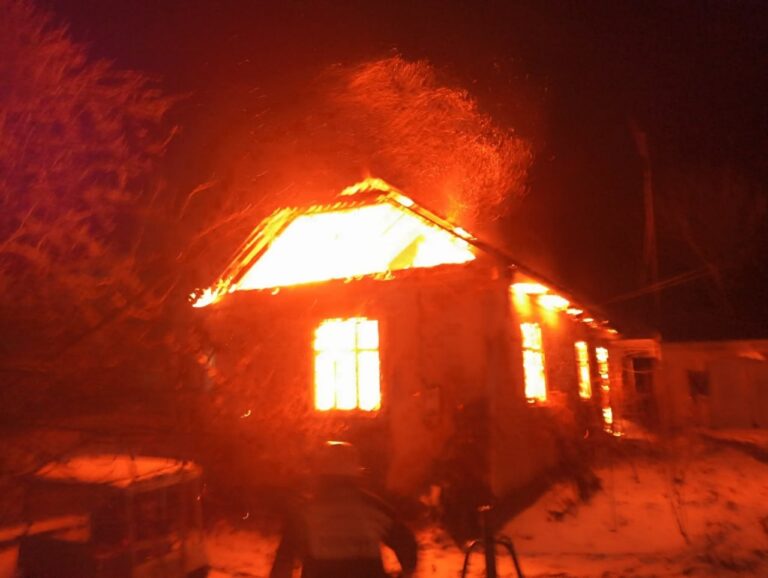 Incendii devastatoare în raioanele Soroca și Edineț: Două persoane și-au pierdut viața