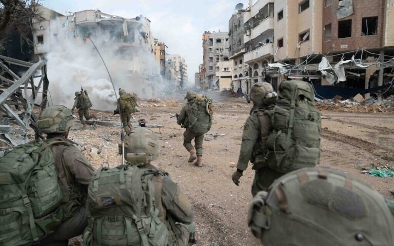 Israelul a lovit alte opt ținte teroriste importante din interiorul Fâșiei Gaza