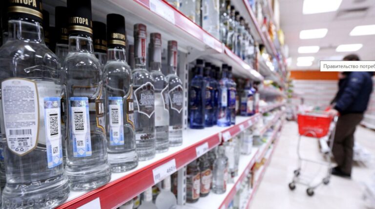 Vânzările de băuturi alcoolice au atins un nivel istoric în Rusia