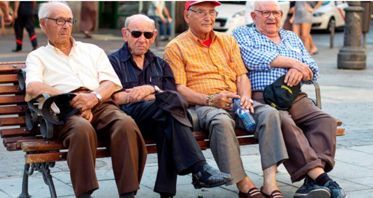 Italia, țara cu cei mai mulți vârstnici din UE, pregătește un fond de 1 mld. de euro pentru ajutorarea pensionarilor
