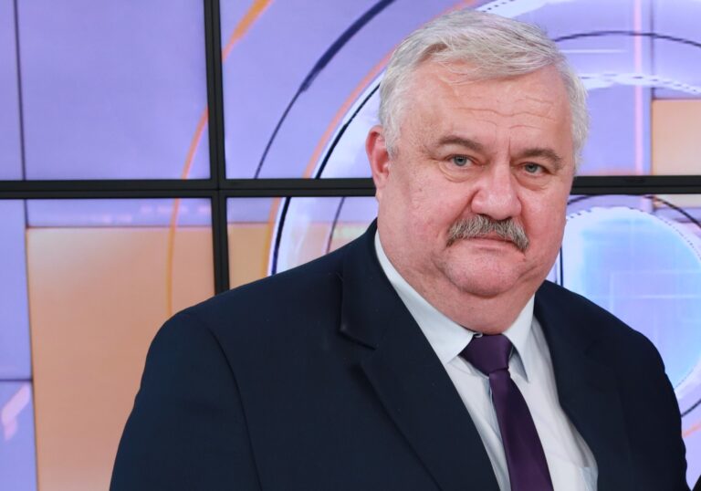 Rectorul USM, Igor Șarov: Suntem la răscruce, când avem de ales între teroarea Rusiei sau bunăstarea și libertatea din UE