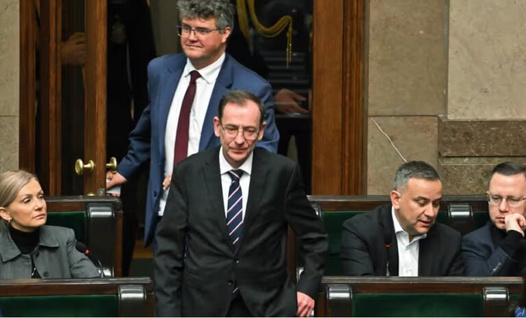 Fostul ministru polonez de Interne, arestat într-un dosar de corupție. Oficialul, săltat chiar în Palatul Prezidențial