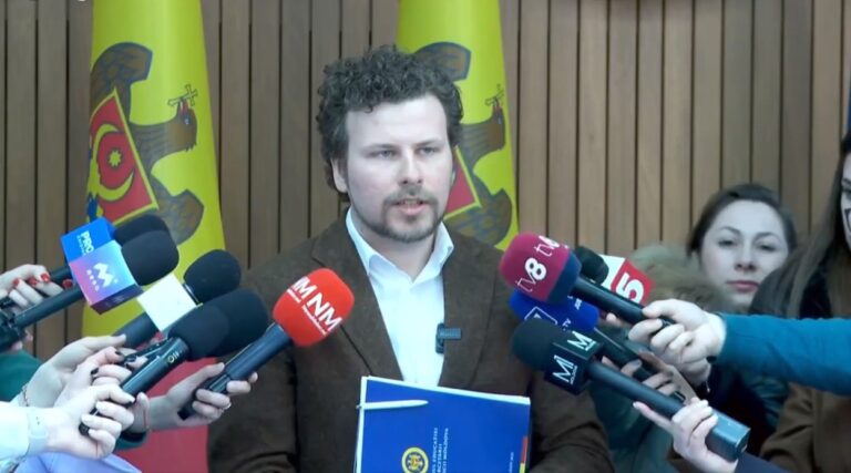 MEC lansează concursul pentru profesorii debutanți: indemnizații de până la 375.000 de lei pentru tinerii care aleg să predea