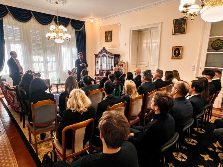 Recean cheamă și diaspora din Ungaria să-și împărtășească experiența acasă