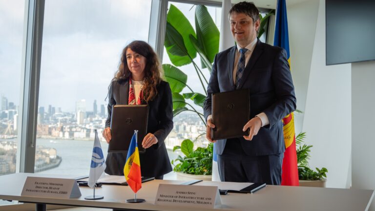 Un nou acord cu BERD pentru reabilitarea drumurilor naționale a fost semnat la Londra