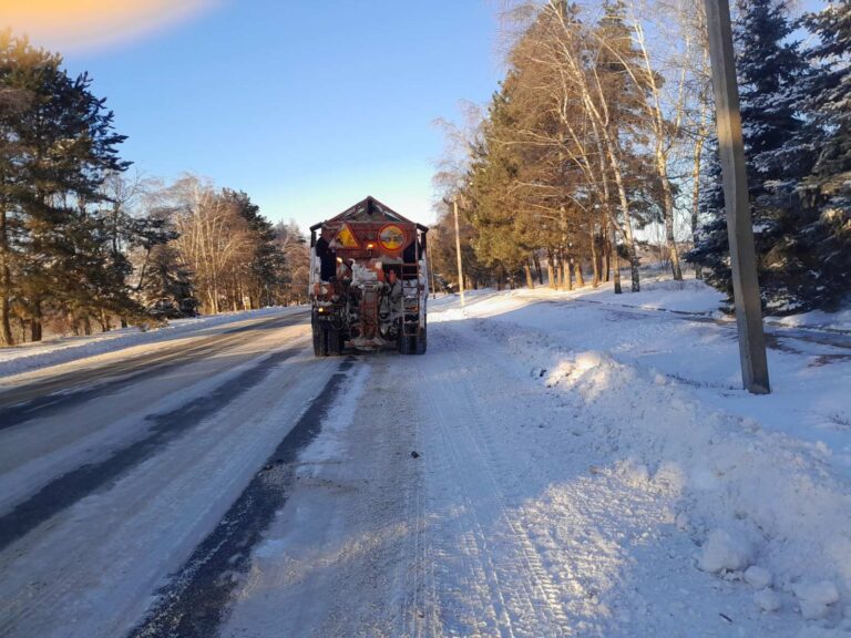 ASD: Toate drumurile naționale sunt accesibile, iar circulația se desfășoară în condiții de iarnă