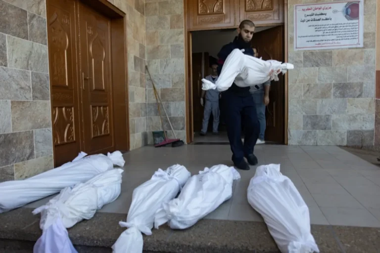Război Israel-Hamas, ziua 103: Aproape 24.500 de oameni, uciși în Gaza
