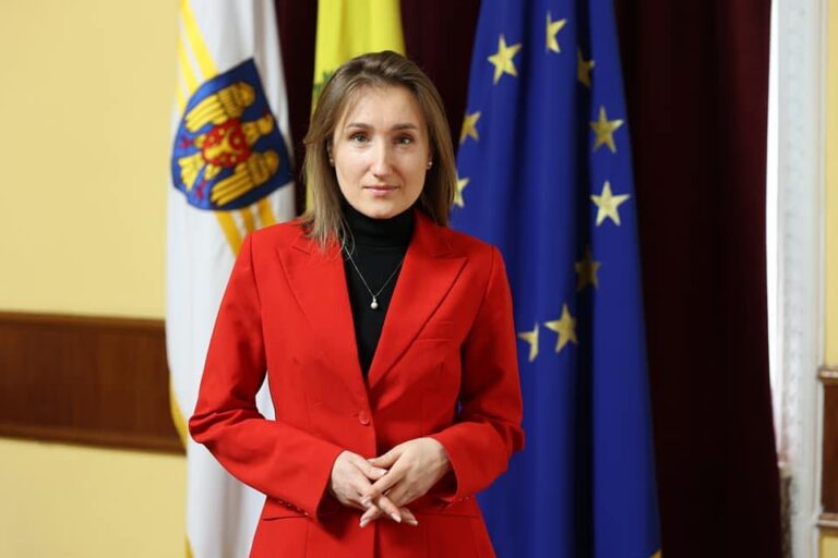 Președinta fracțiunii PAS în CMC, Zinaida Popa, noua directoare a „Moldexpo”