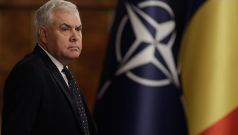 Ministrul român al Apărării exclude reintroducerea serviciului militar obligatoriu: România nu este în pericol să fie atacată