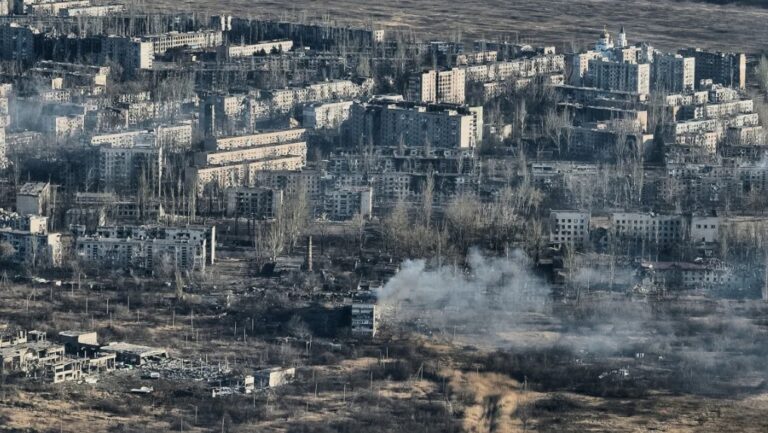 Avdiivka, punctul forte de pe frontul ucrainean, a căzut. Orașul, preluat în totalitate de ruși