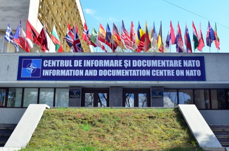 Incendiul de la sediul NATO din Moldova: polițiștii au reținut un suspect