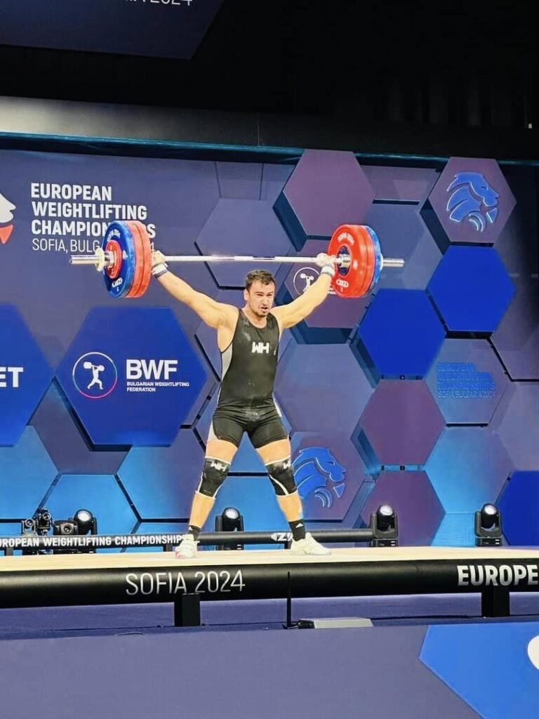 Halterofilul Marin Robu, medaliat la Campionatul European din Sofia